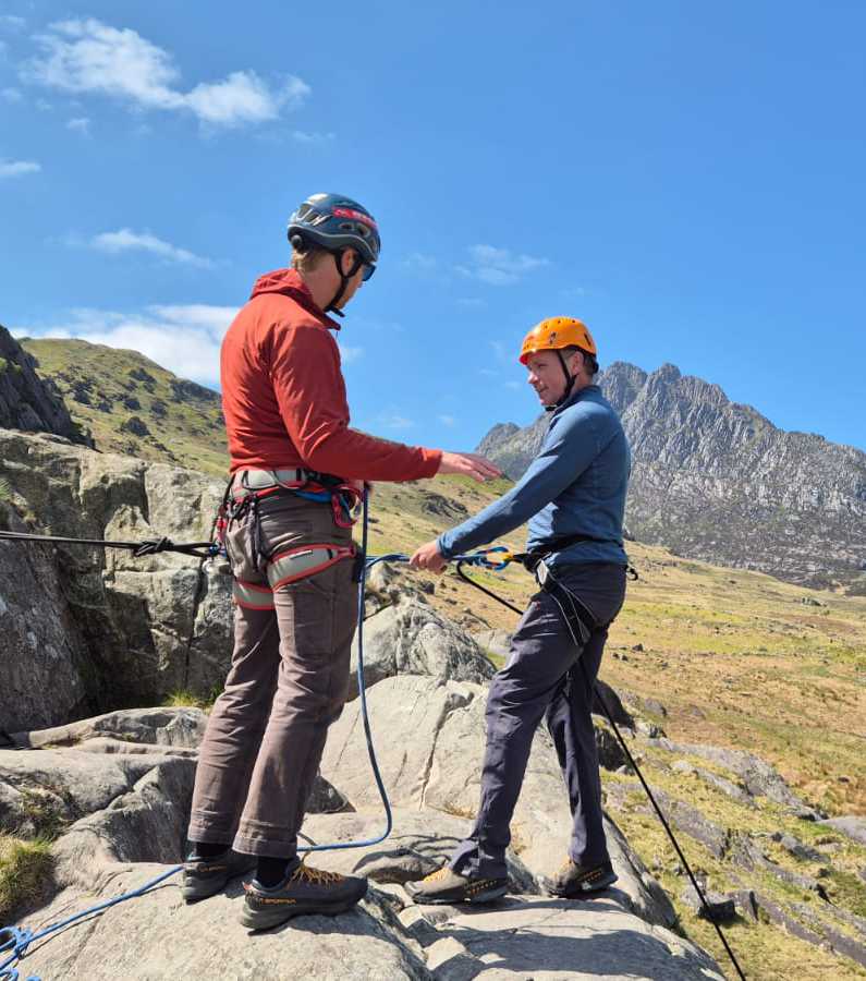 Climbing courses north wales